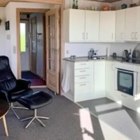 3 Person In Semesterbostad Tranekær